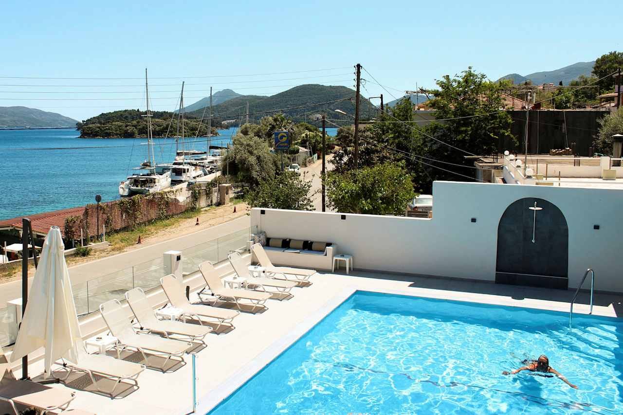 Tropicana Inn