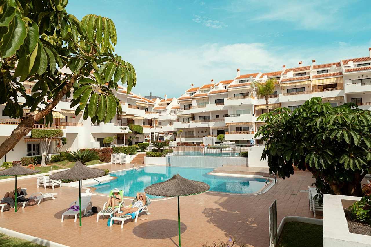 HG Cristian Sur Apartments