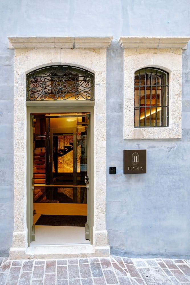 Elysia Boutique Hotel