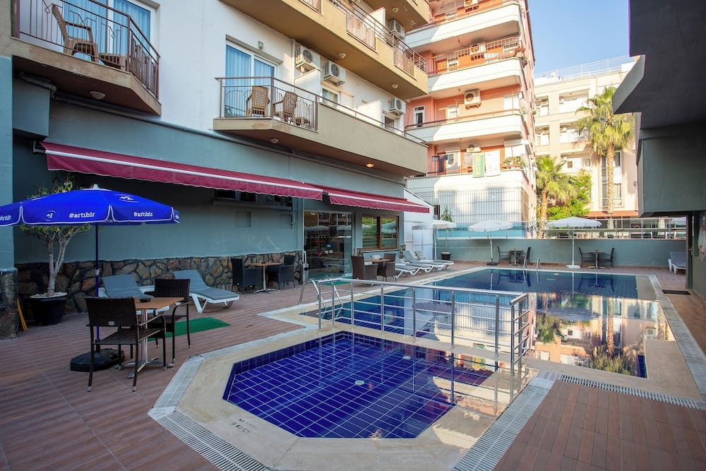 ASLAN CORNER HOTEL