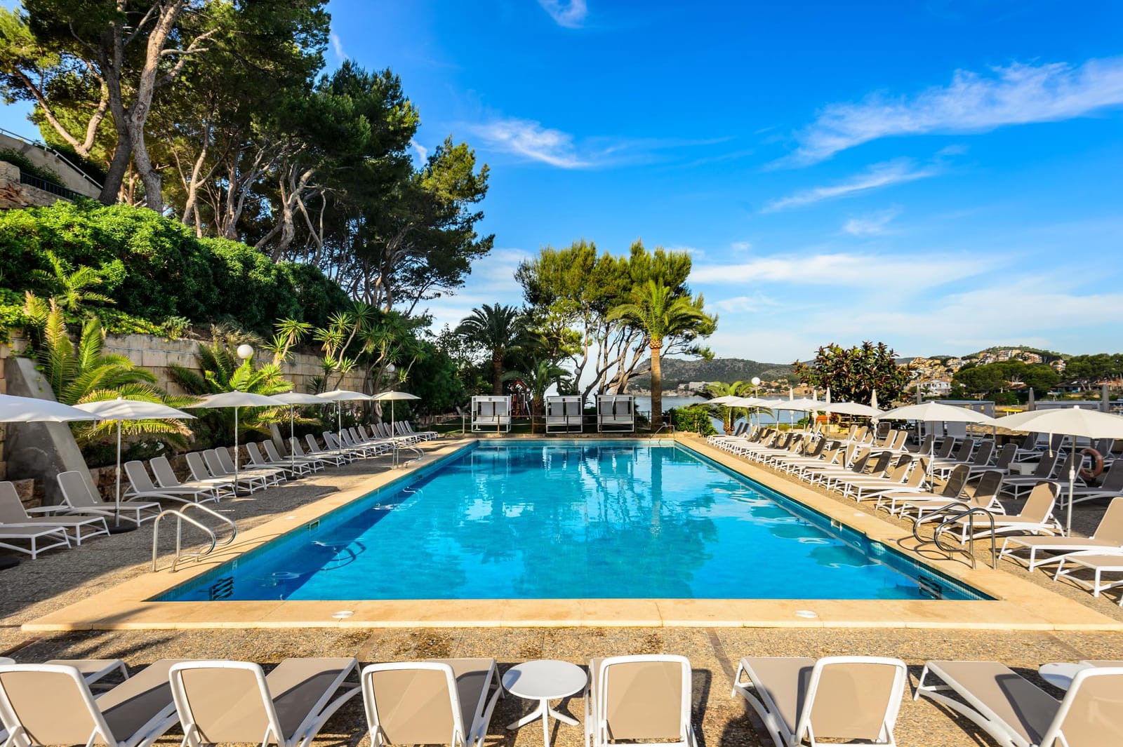 Hotel Vibra Beverly Playa