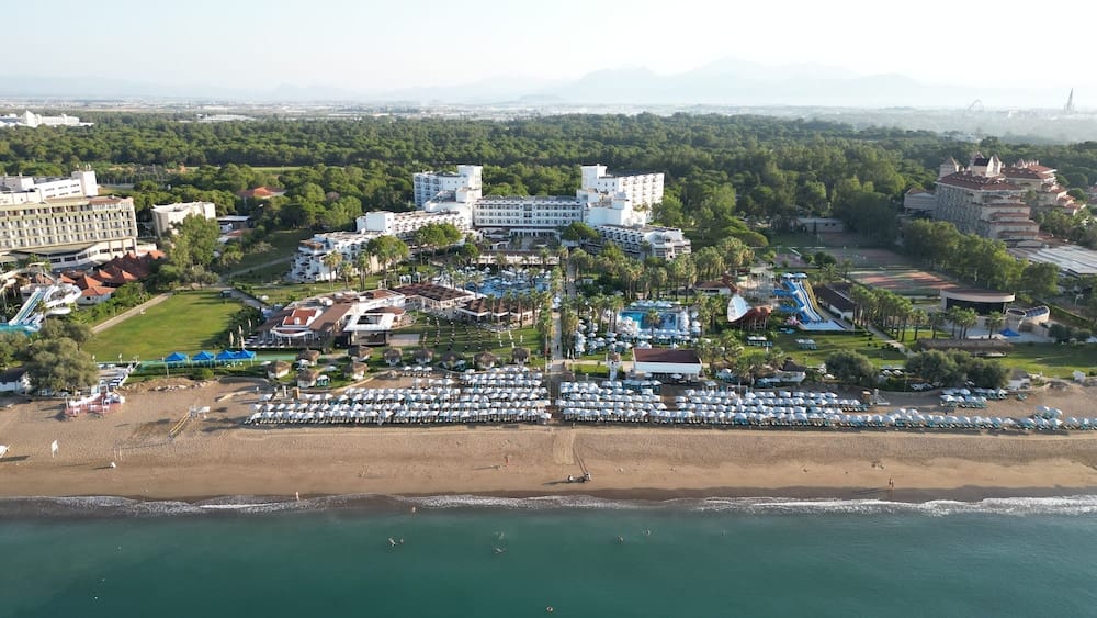 Crystal Tat Beach Pearl Collection - All inclusive