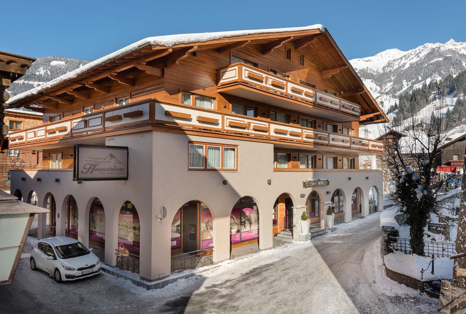 smartHotel & smartFLATS - Dein Basecamp in Dorfgastein
