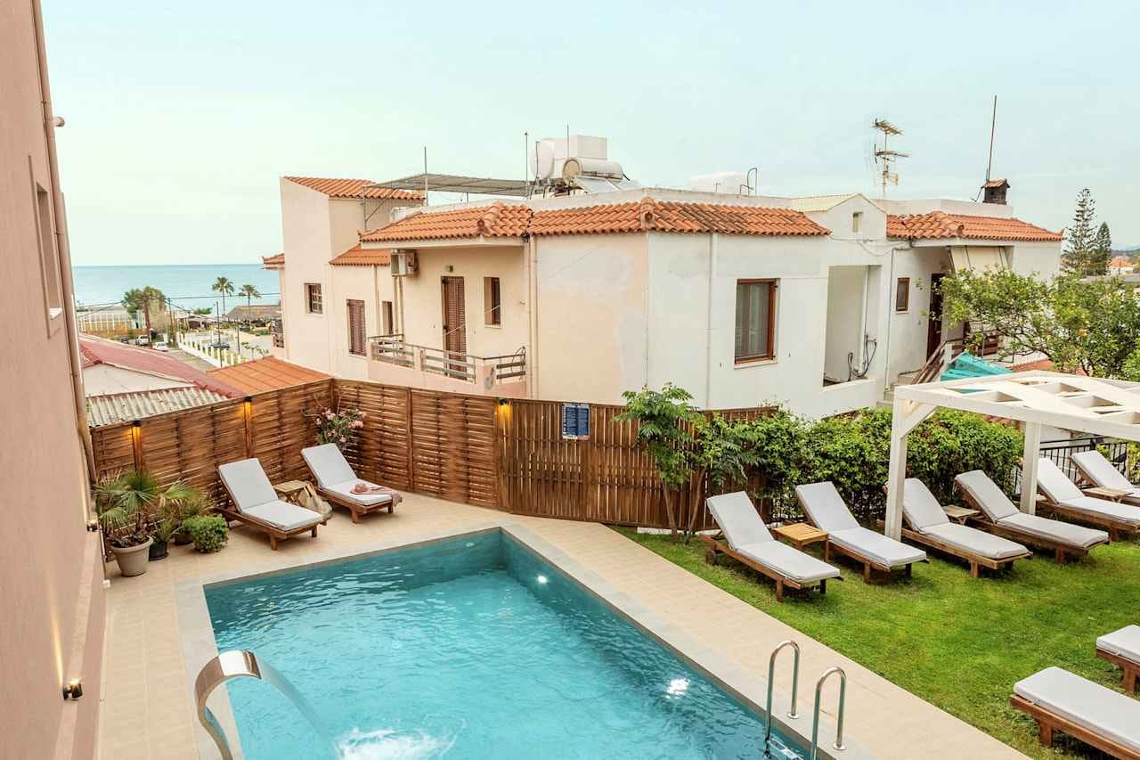 Mithos Premium Rooms