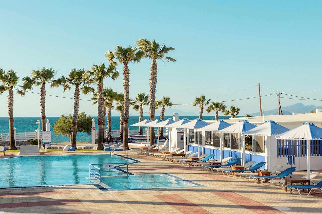 Mammis Beach Hotel