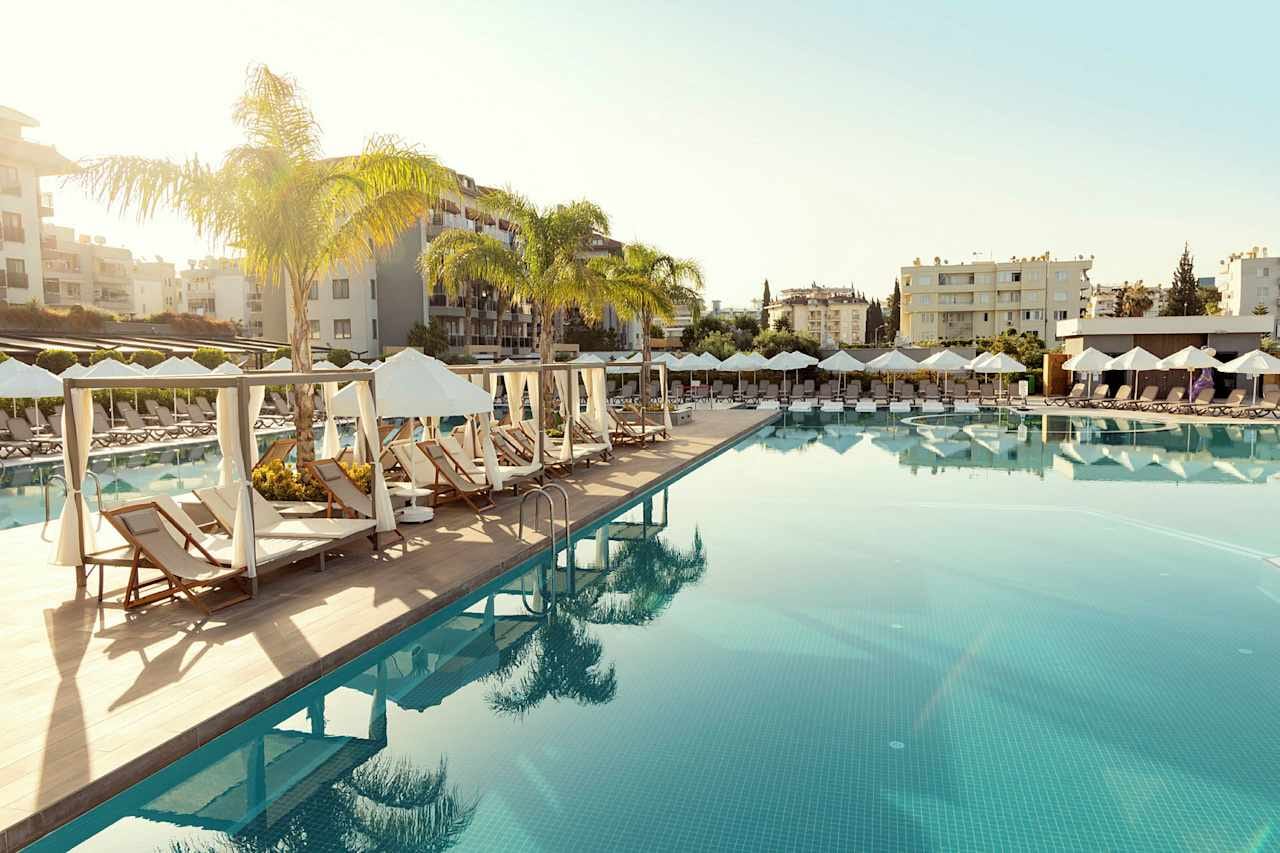 Green Garden Resort & Spa Hotel