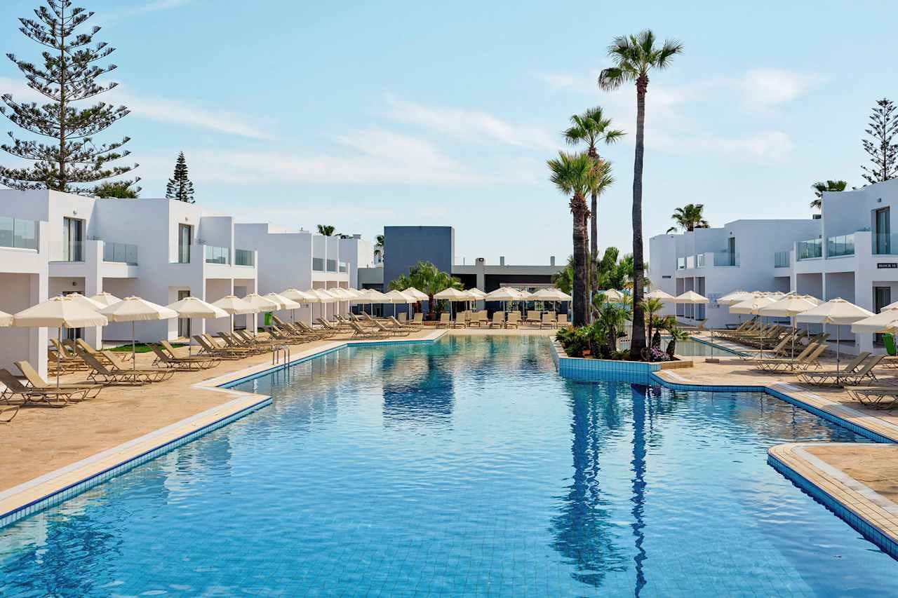 Atlantica Panthea Resort