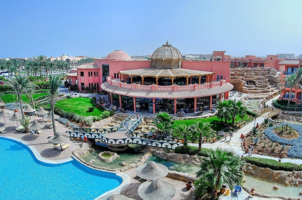 Parrotel Aqua Park Resort