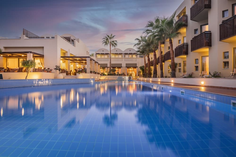 Giannoulis Santa Marina Plaza - Adults Only