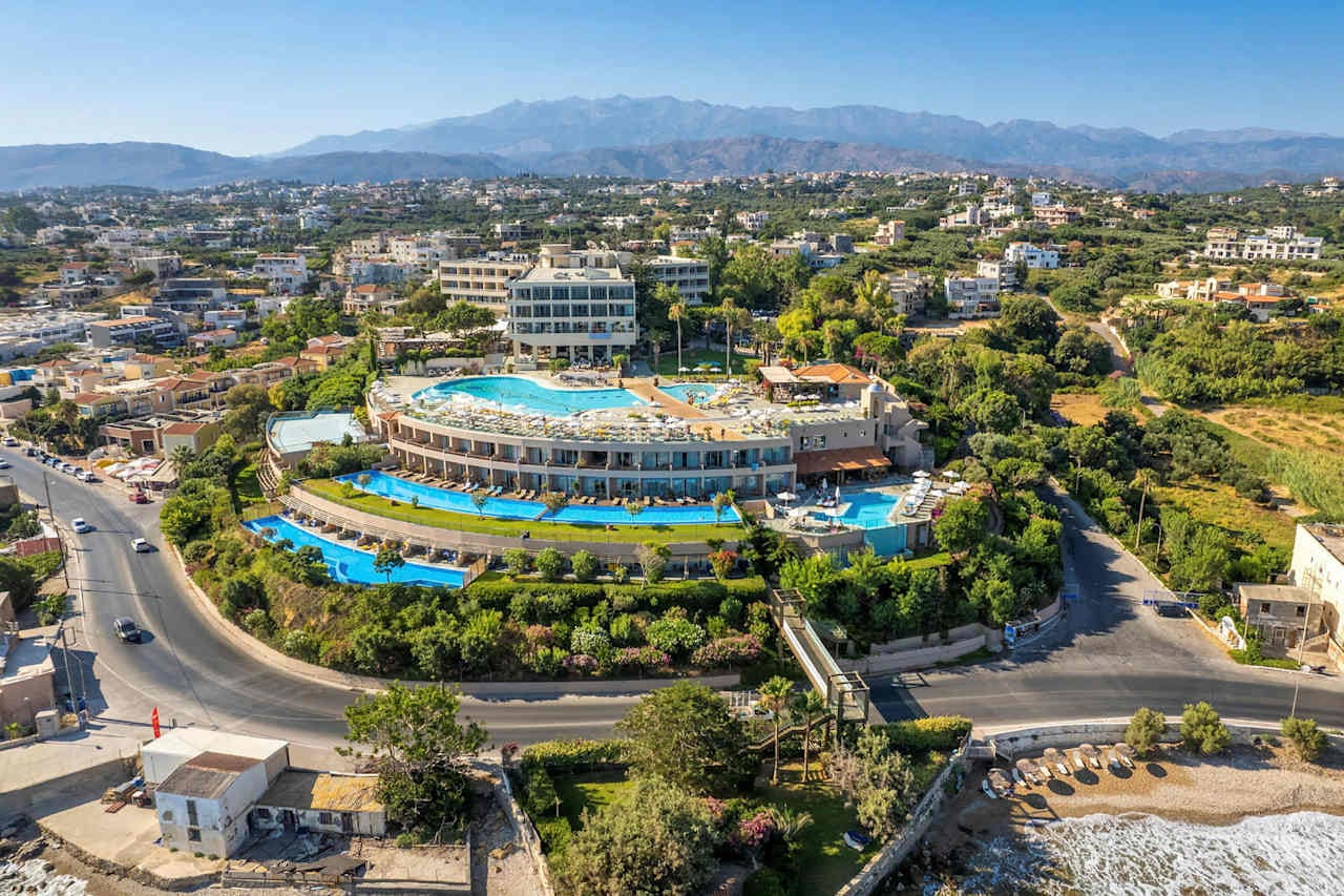 Leptos Panorama Hotel