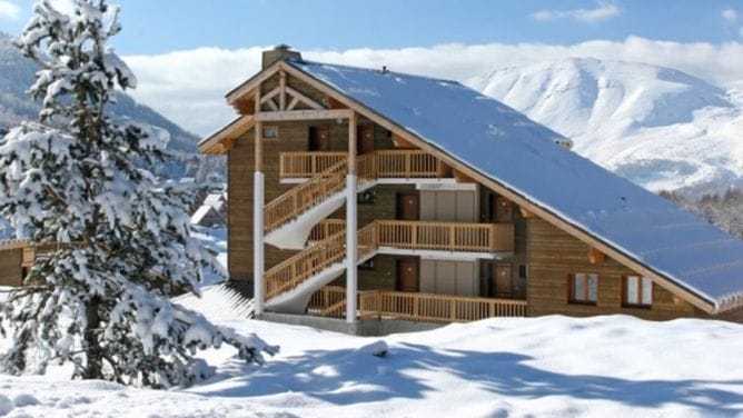 La Crete du Berger by Actisource, La Joue du Loup - One-Bedroom Apartment with Balcony and Mountain View