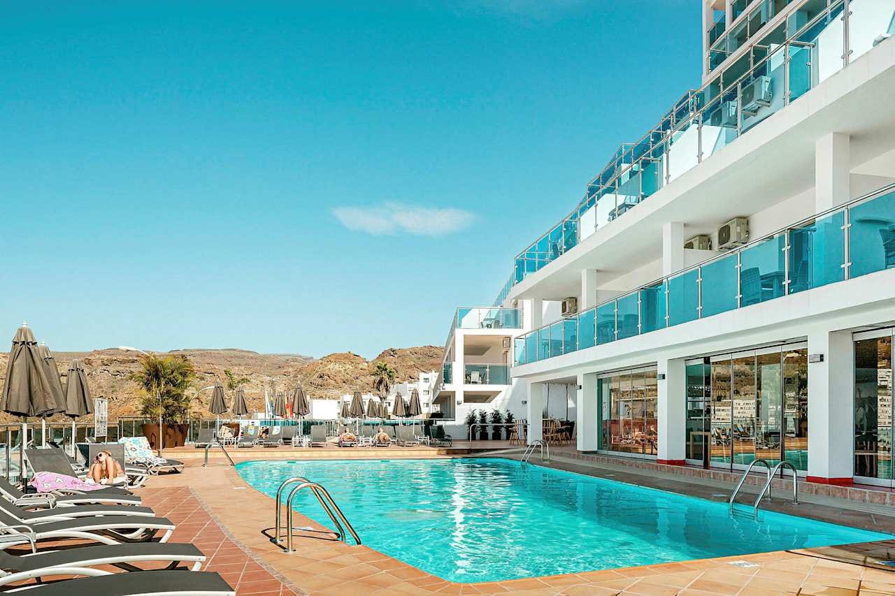 Servatur Casablanca Suites & Spa