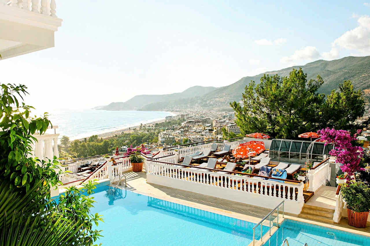 Sunny Hill Alya Hotel