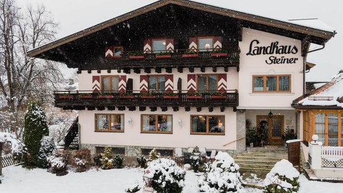 Hotel Pension Landhaus Steiner - Altenmarkt Zauchensee