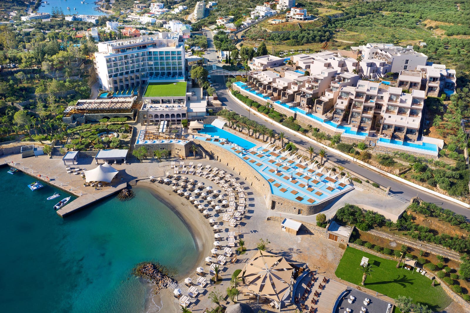 Zeus Eleva Mirabello Bay