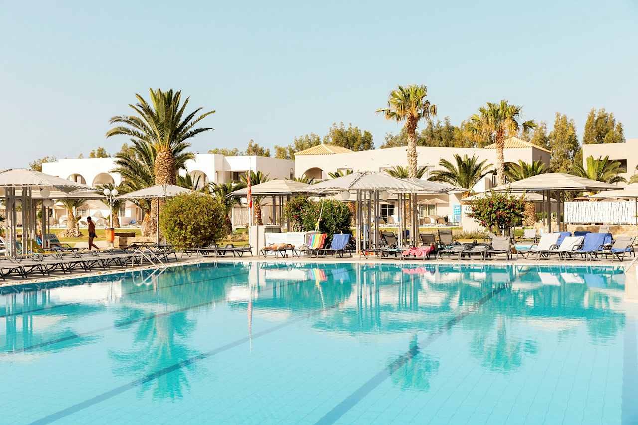 Akti Beach Club Hotel