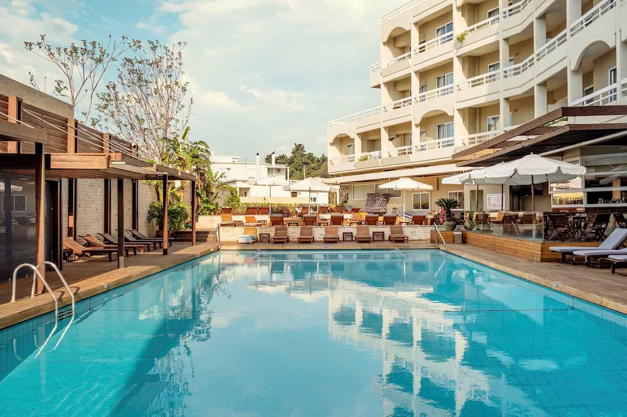 Athineon Hotel