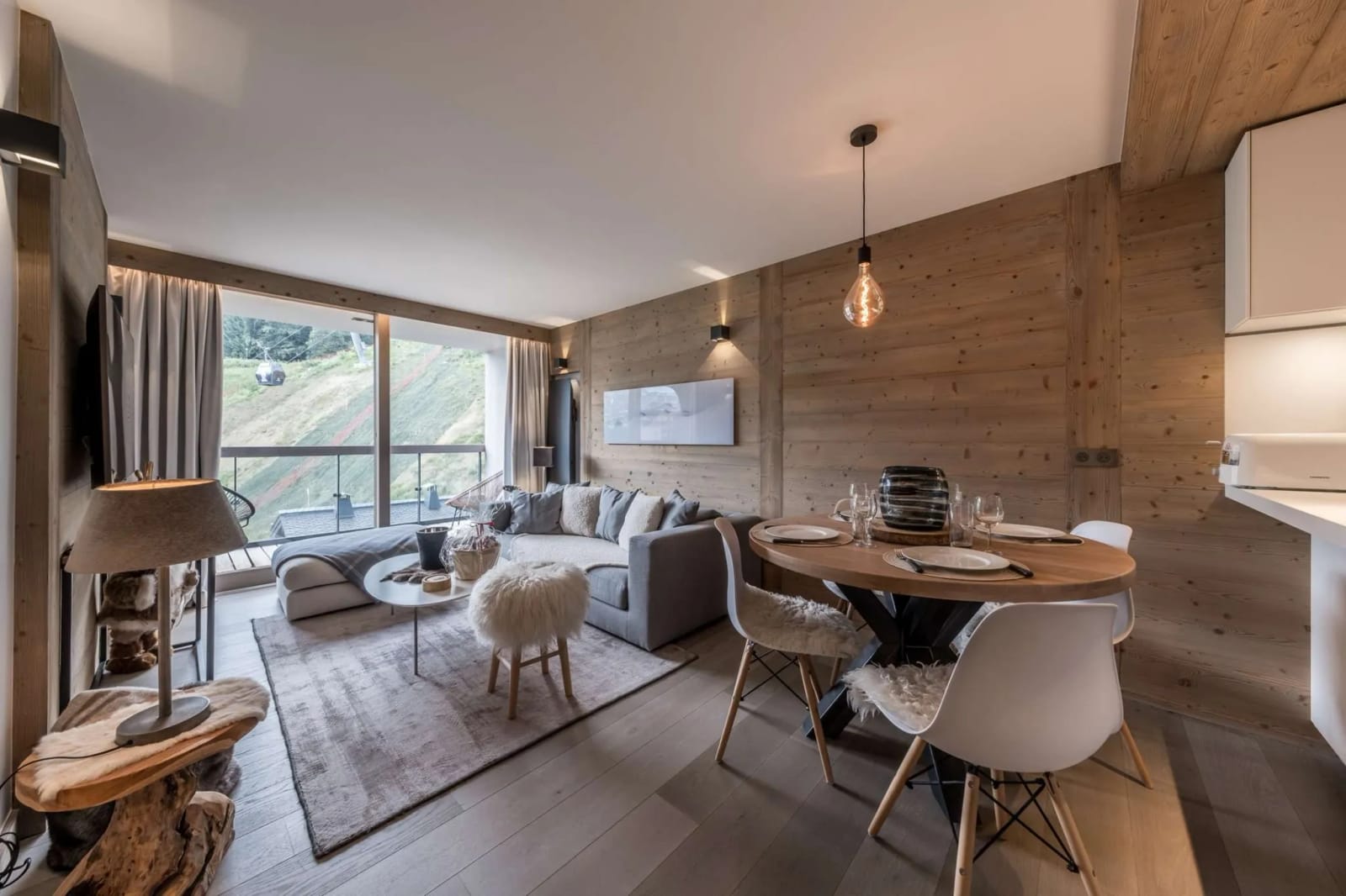 Moderne Lejlighed til 4 personer i Courchevel Village (1550)