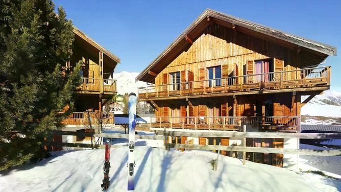 Les Chalets Des Cimes