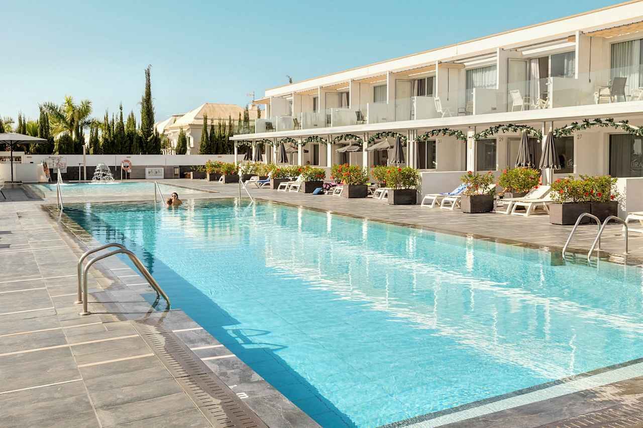 Ura Hotels - Aparthotel Lara