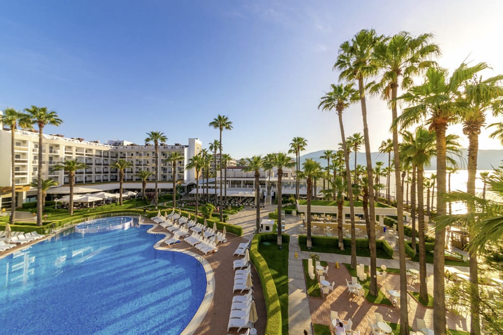 Prime Beach Hotel