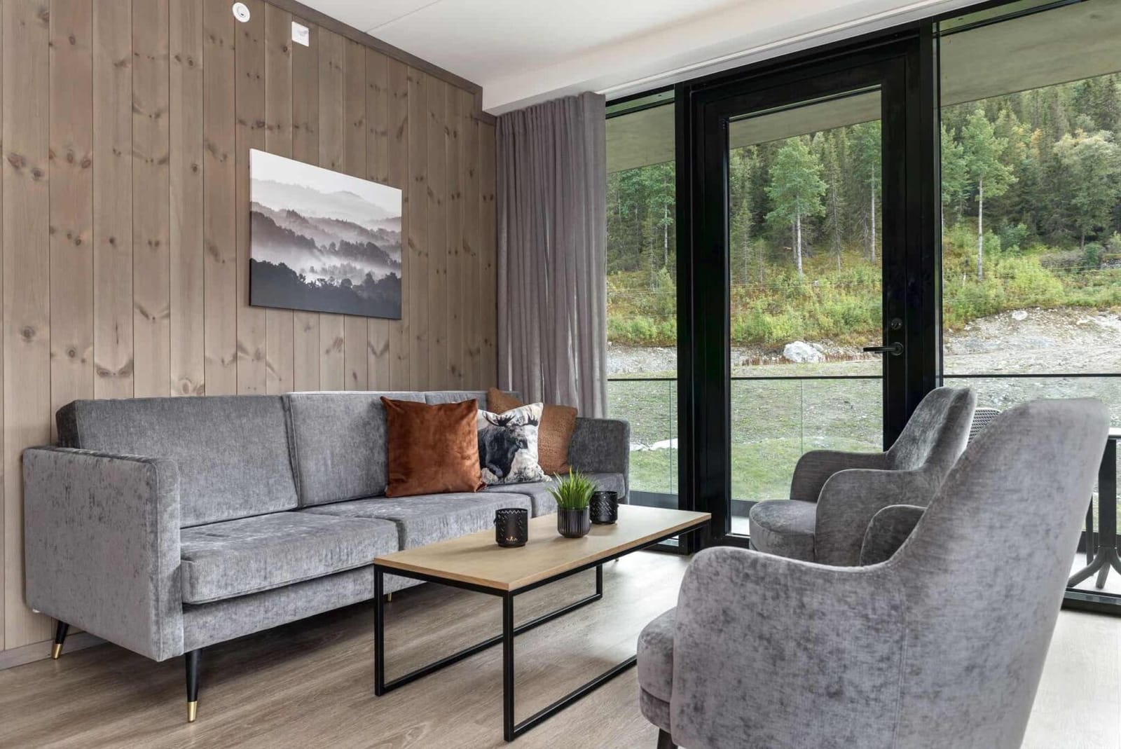 Totten Lodge