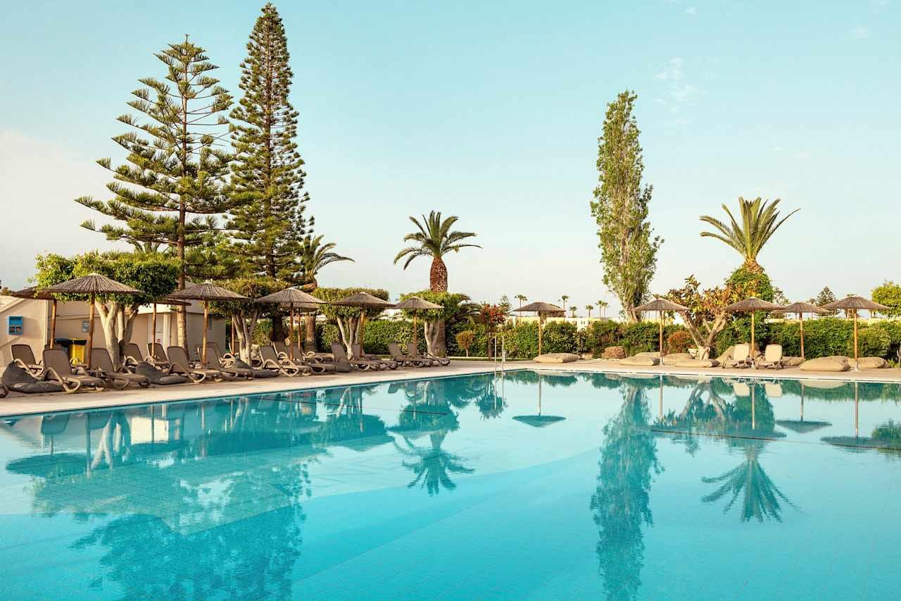 Akti Coast Club