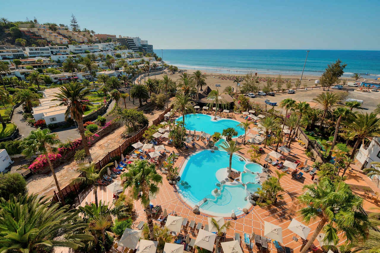 Corallium Beach by Lopesan Hotels