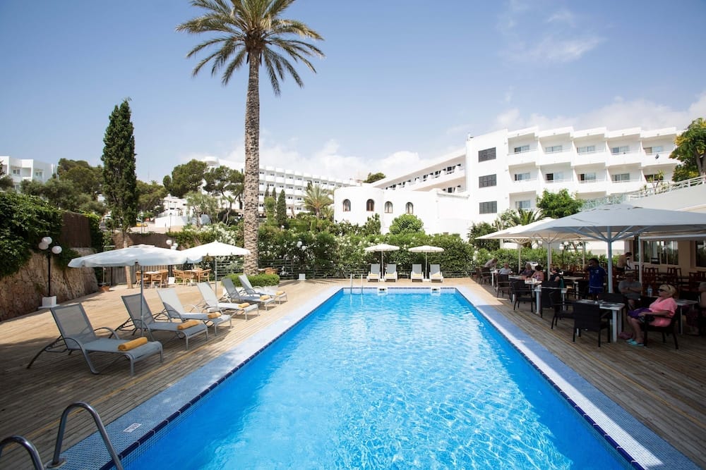 Gavimar Cala Gran Costa Hotel & Resort