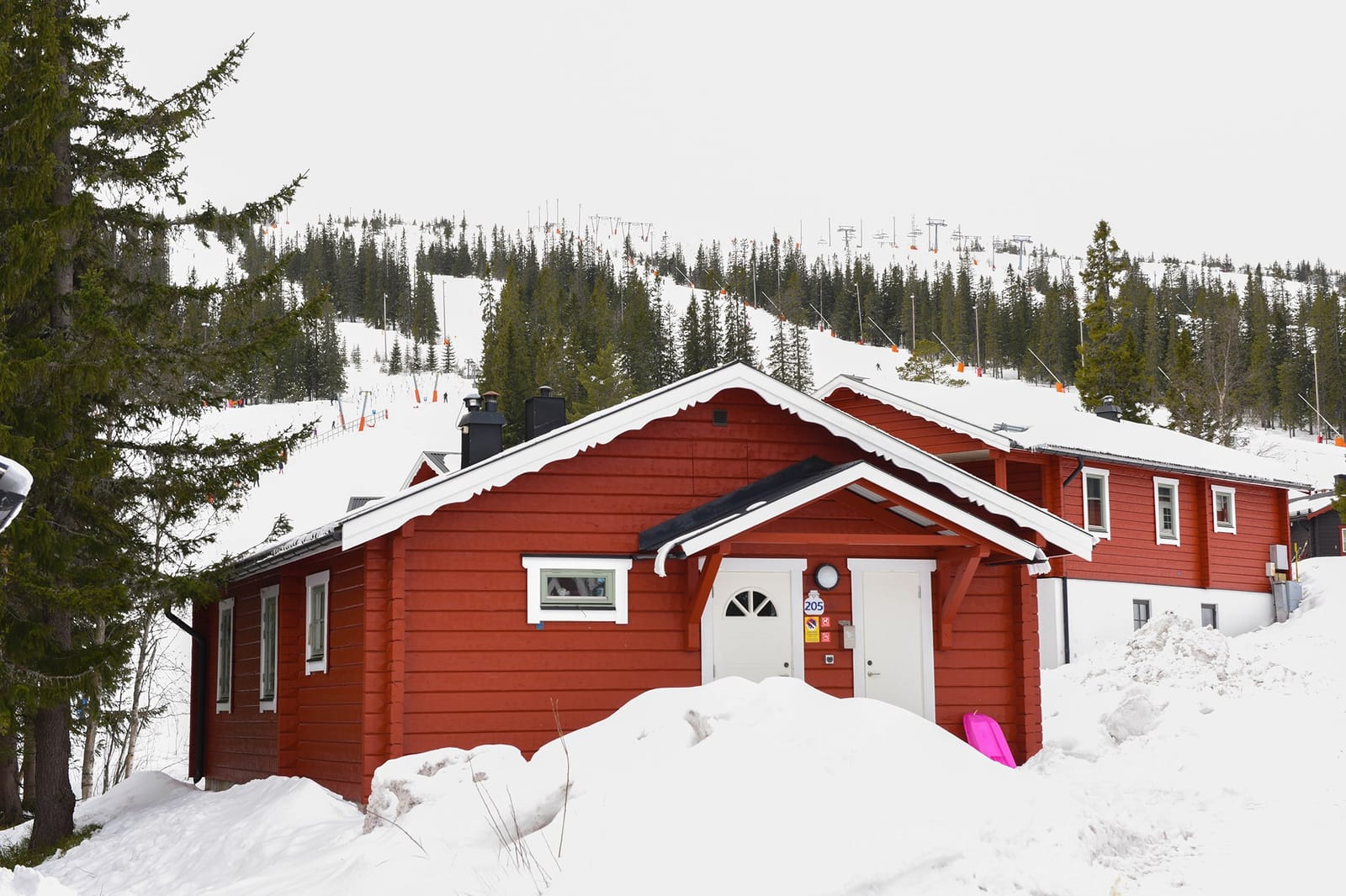 Röda byn Lindvallen,