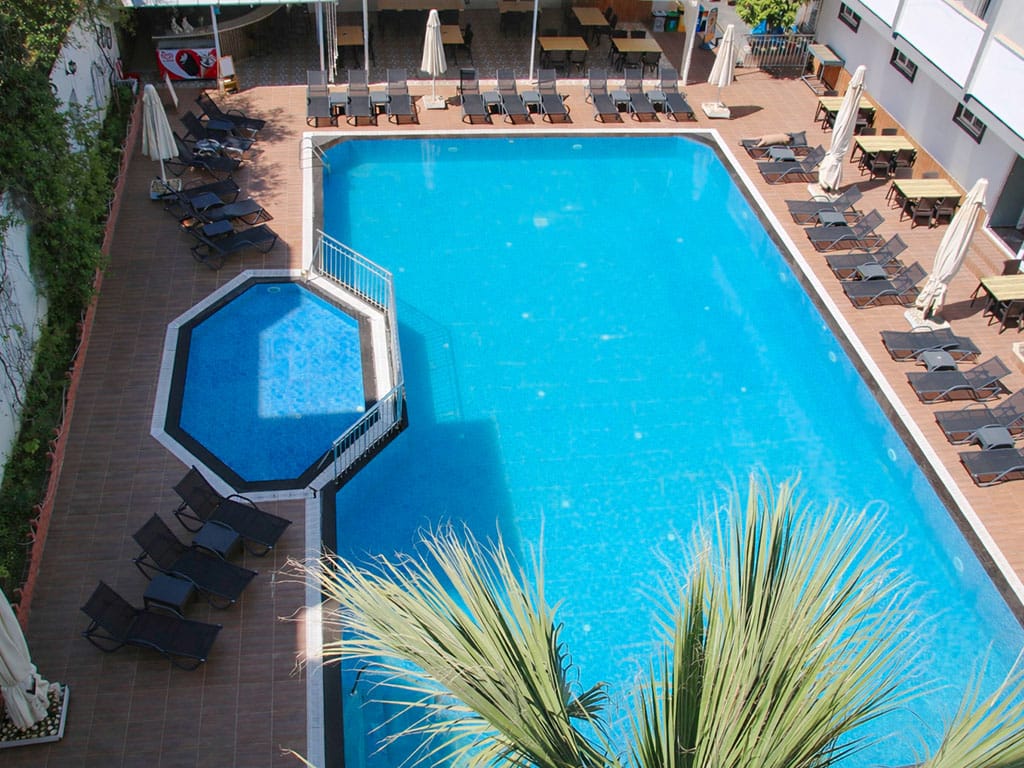 Side Spring Hotel