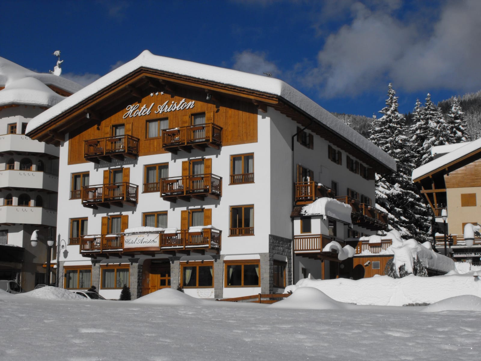 Hotel Ariston B&B and Restaurant Madonna di Campiglio