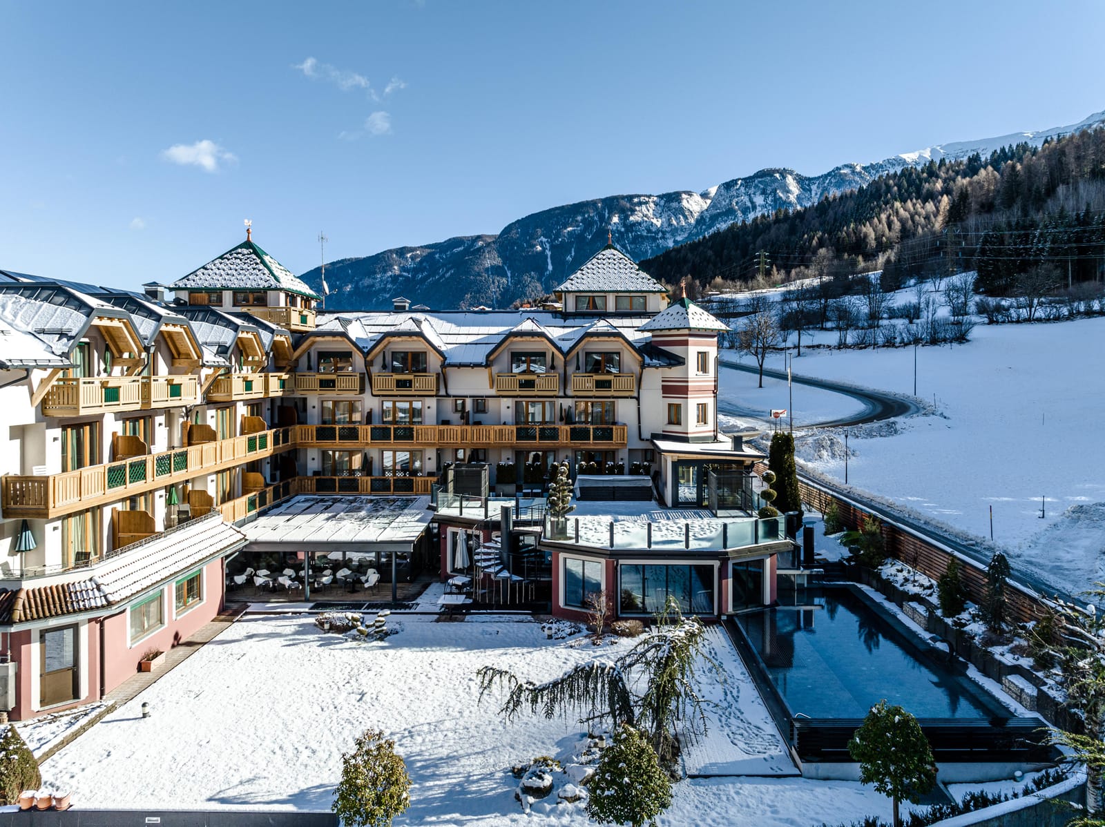 Tevini - Dolomites Charming Hotel