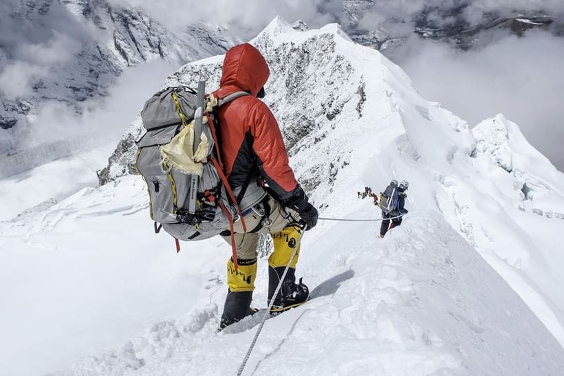 Bestigning af Island Peak via Everest Base Camp og Gokyo 