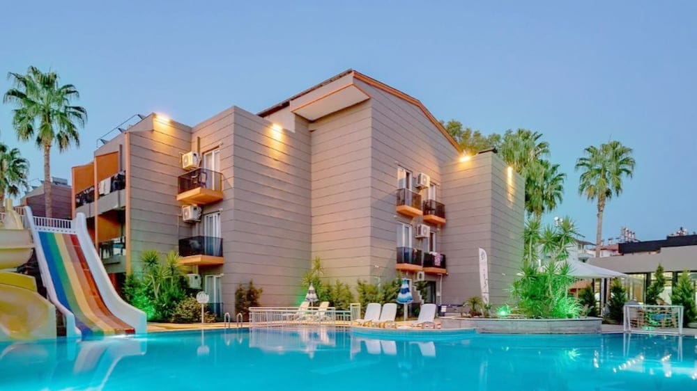 Dionisus Hotel
