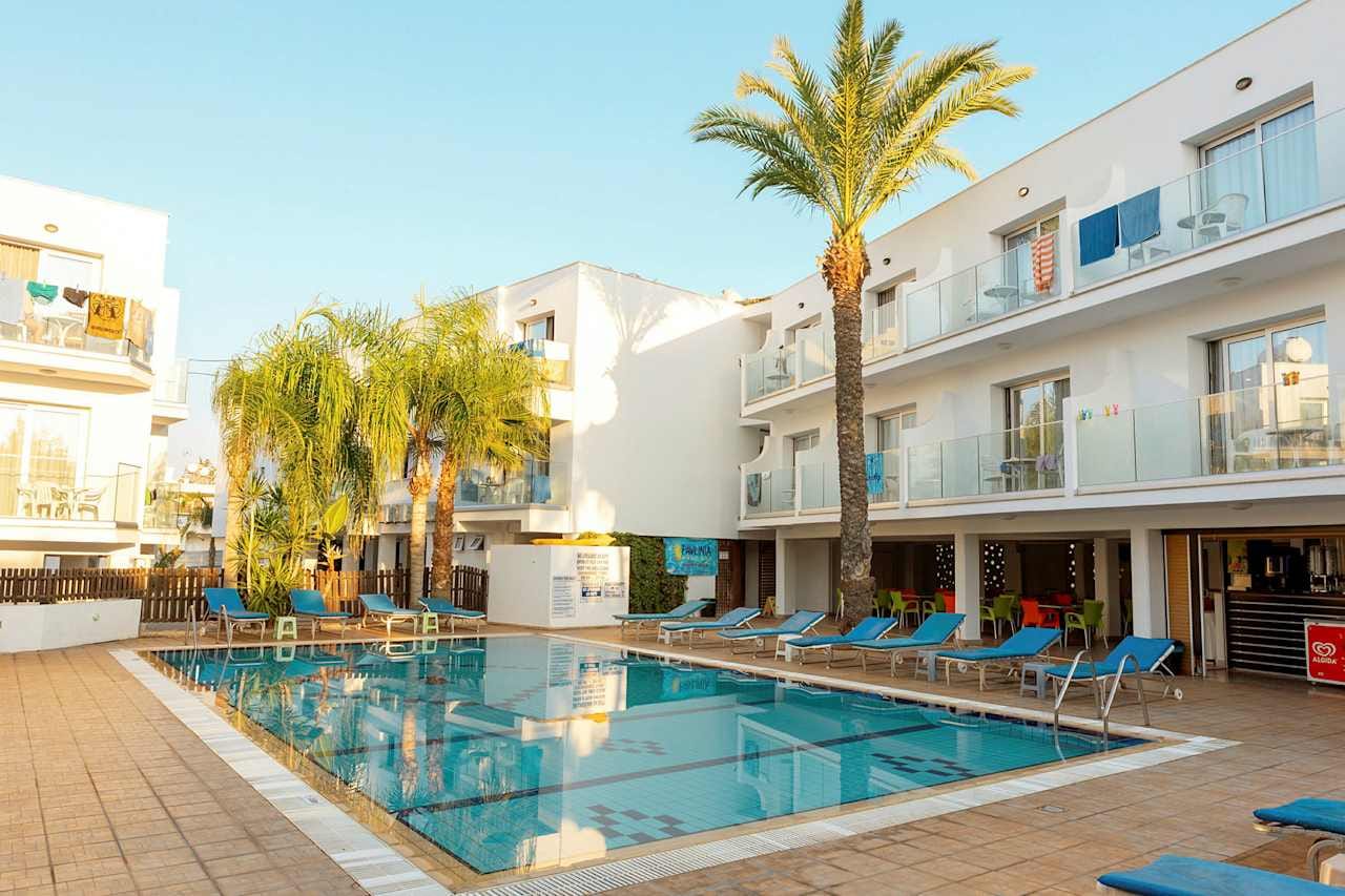 Pavlinia Hotel Apartments