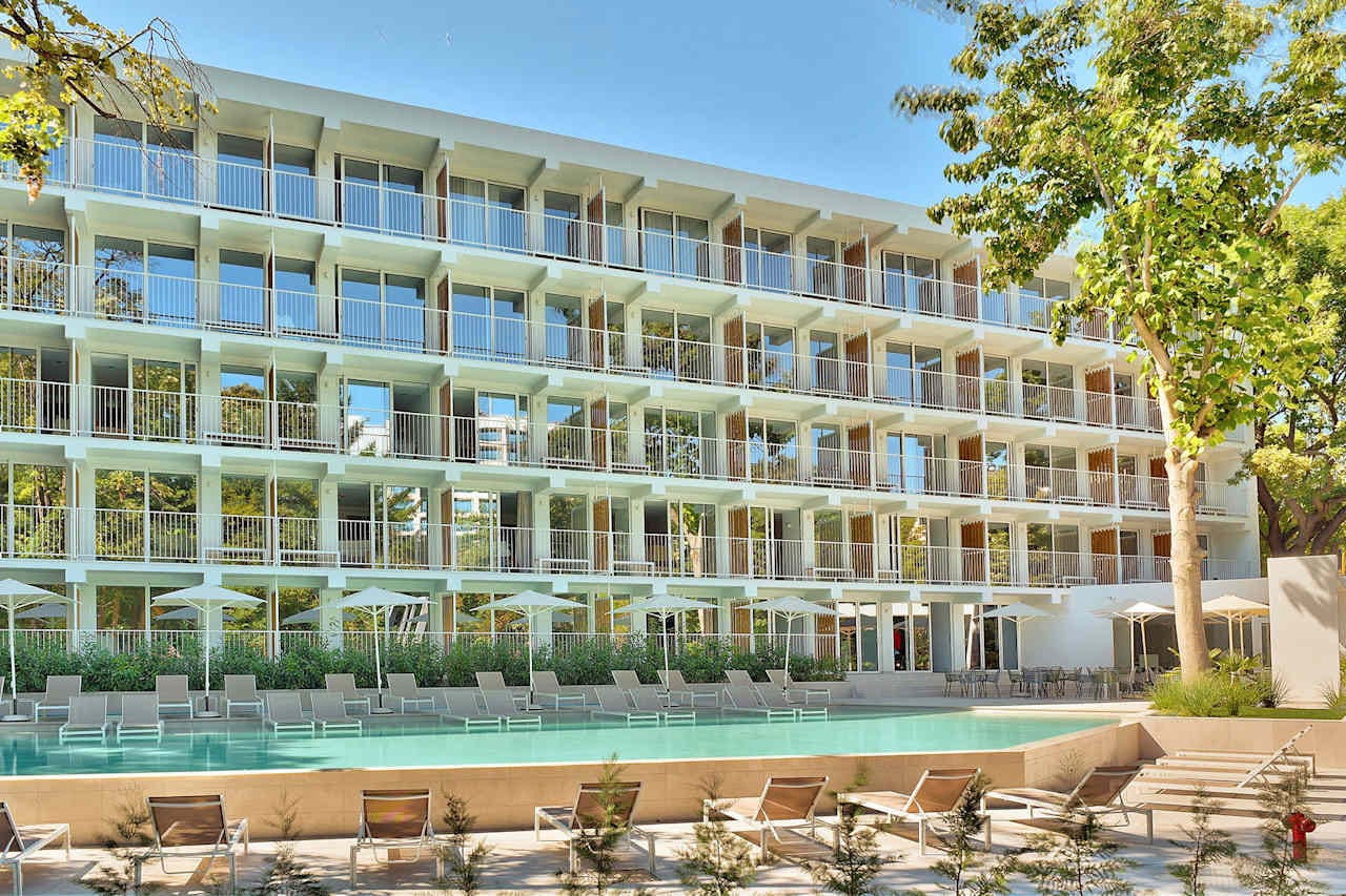 Ibis Styles Golden Sands Roomer Hotel
