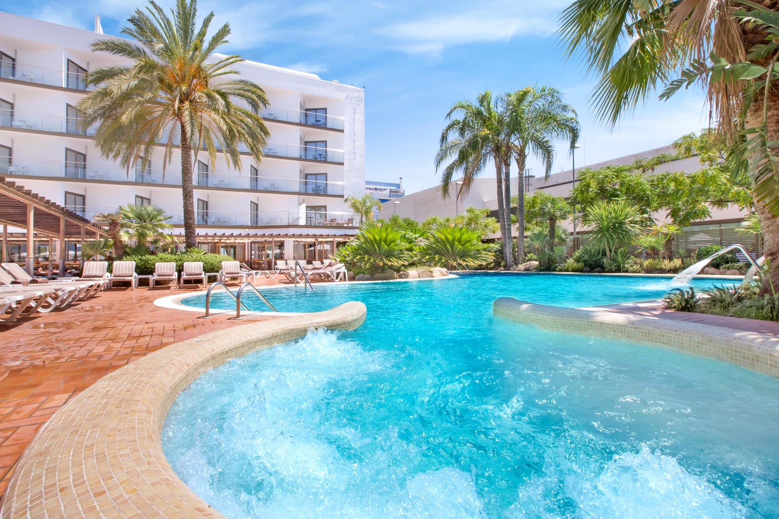 Sumus Hotel Stella & Spa 4S