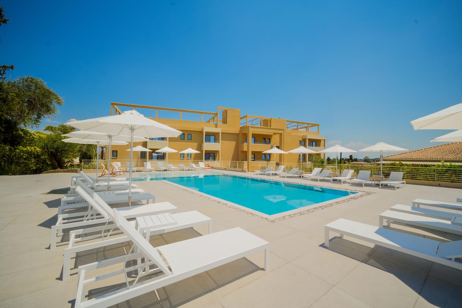 Tessera Boutique Hotel