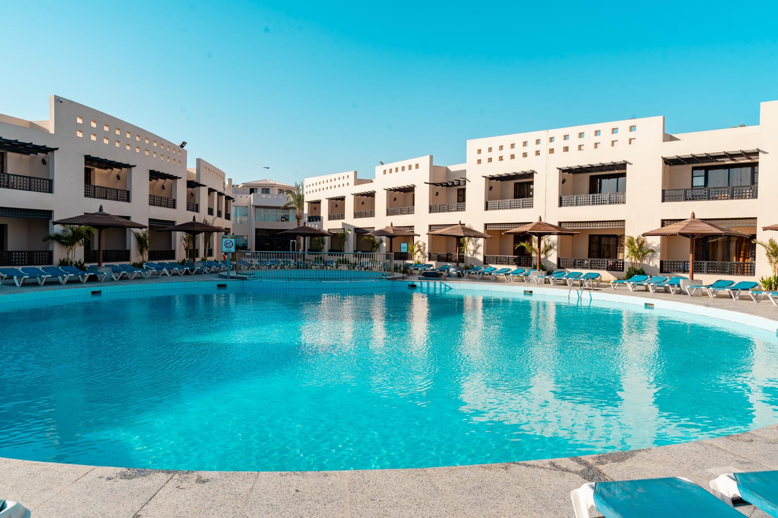 Blend Club Aqua Resort